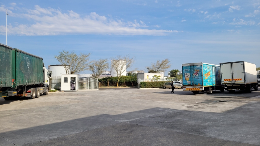 To Let commercial Property for Rent in Montague Gardens Western Cape